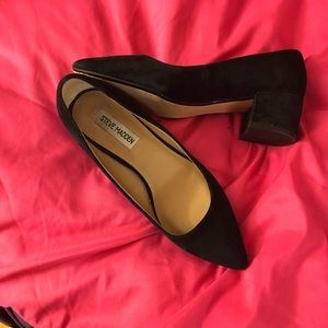 Pointed Toe Block Heel